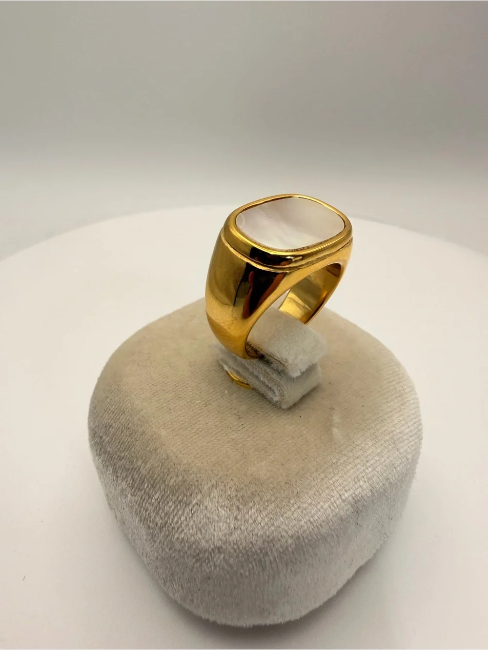 Rings modern statement